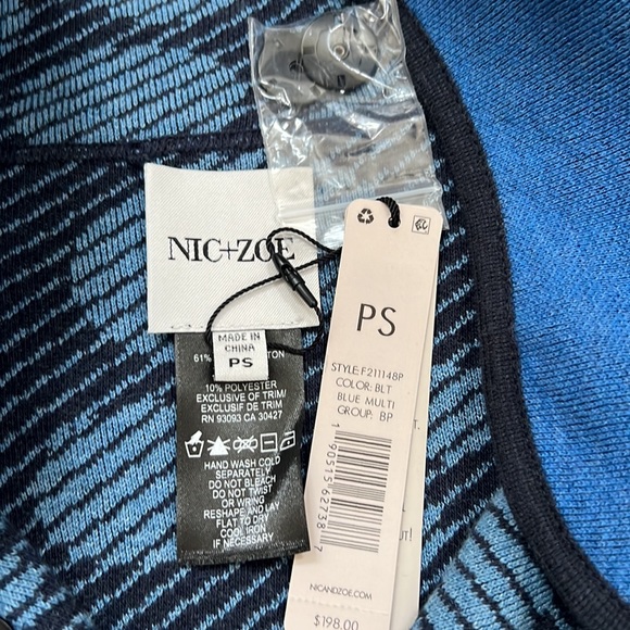 Nic+Zoe NOW AND LATER REVERSIBLE JACKET in blue multi, Size PS
New with tags - Picture 5 of 16
